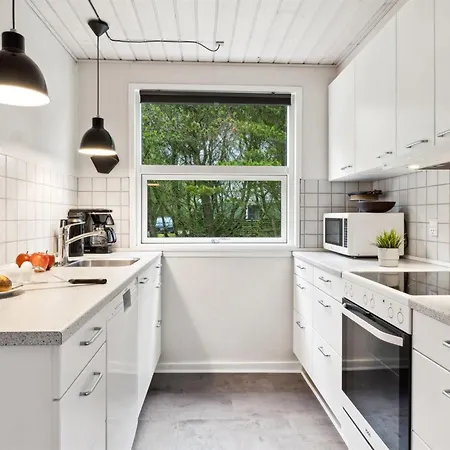 Sigwid - 2-7km From The Sea By Interhome Nyaraló *